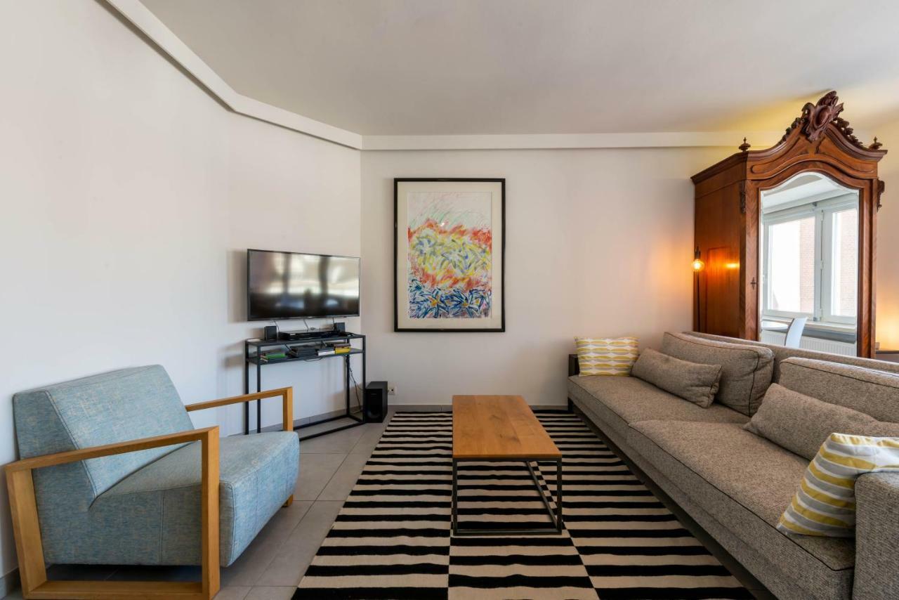 Modern Apartment With Free Parking Oostende Bagian luar foto